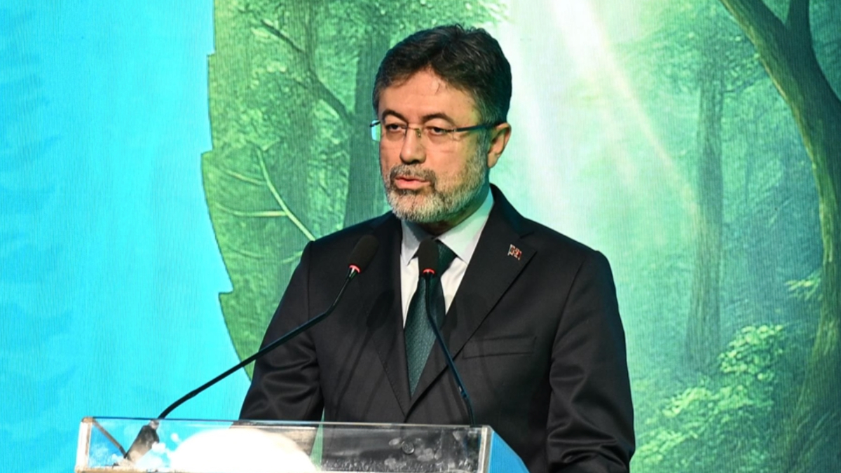 ibrahim yumakli 1 yilda 550 milyon fidan ve tohumu toprakla bulusturmayi hedefliyoruz Prf73bwK.jpg