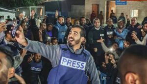 israil destekli ceteler gazzeli gazeteciyi katletti Q2wZksyx.jpg