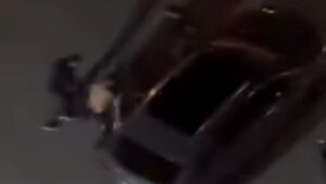 komsular yumruk yumruga birbirine girdi CIY5wwwu.jpg